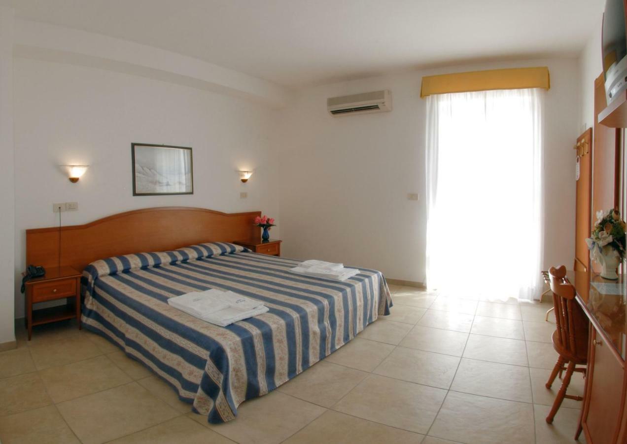Hotel Orchidea Peschici Esterno foto