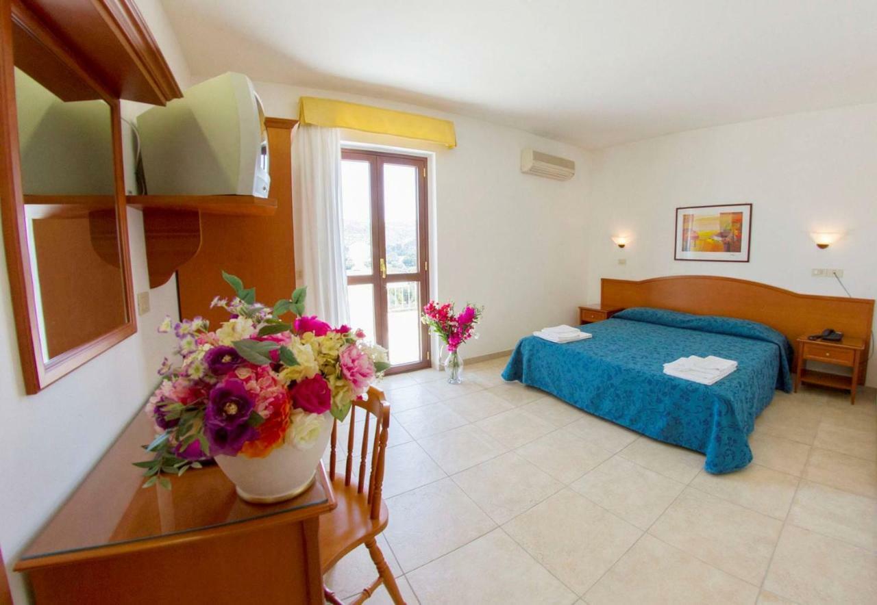 Hotel Orchidea Peschici Esterno foto